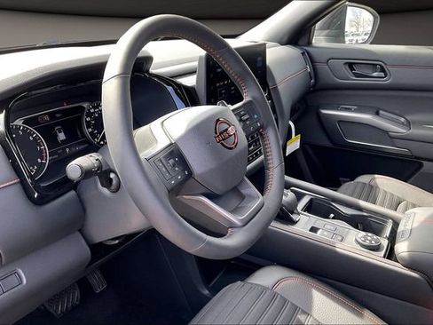 New 2026 Nissan Pathfinder Rock Creek image 7