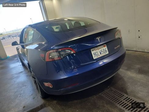 Used 2023 Tesla Model 3 Performance image 2