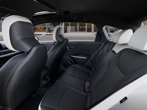 New 2026 Kia K4 GT-Line image 19