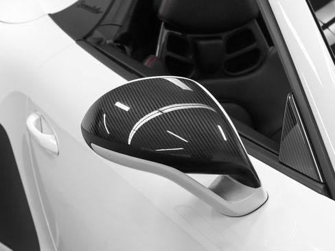 Used 2019 Porsche 911 Speedster image 16