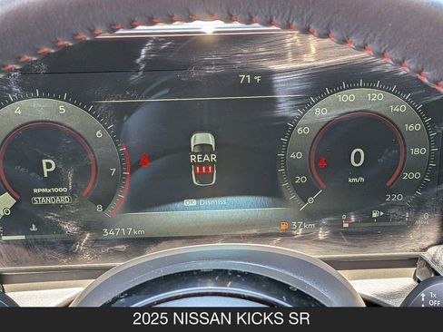 Used 2025 Nissan Kicks SR FWD image 19
