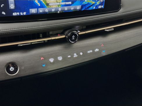 Used 2023 Nissan Ariya EVOLVE+ image 23