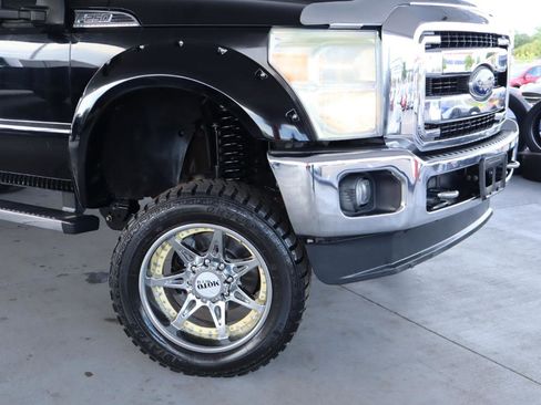 Used 2016 Ford F250 Lariat w/ Chrome Package AWD/4WD image 4