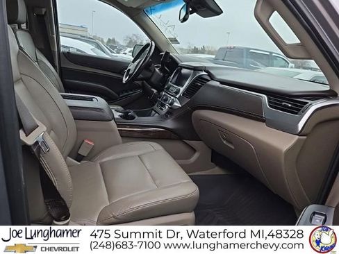 Used 2017 Chevrolet Suburban LT w/ LT Signature Package image 13