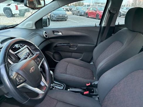 Used 2018 Chevrolet Sonic LT w/ Convenience Package image 24