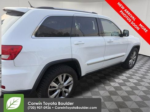 Used 2013 Jeep Grand Cherokee Laredo AWD/4WD image 8