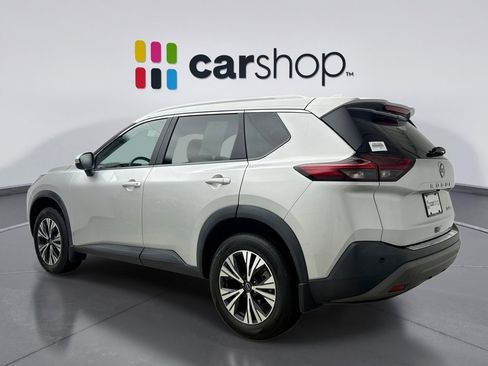 Used 2023 Nissan Rogue SV w/ SV Premium B Package image 3