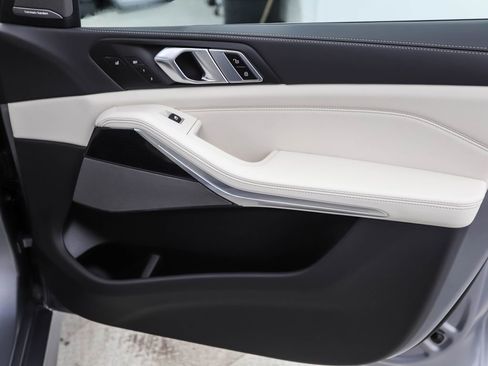 New 2026 BMW X5 xDrive50e AWD/4WD image 28