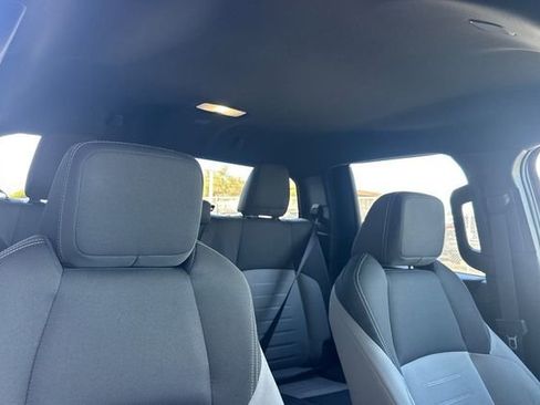 Used 2025 Toyota Tacoma TRD Off-Road image 18