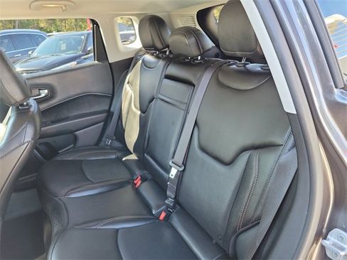 Used 2019 Jeep Compass Limited image 12