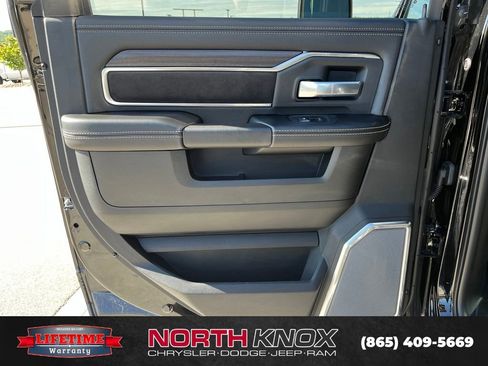 New 2026 RAM 2500 Laramie AWD/4WD image 16