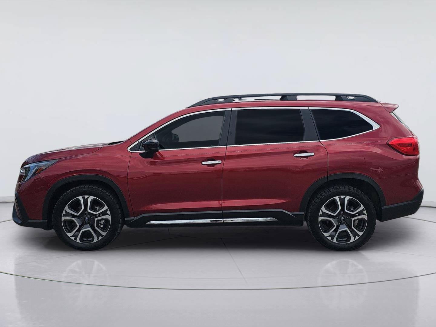 Used 2024 Subaru Ascent Touring AWD/4WD image 2