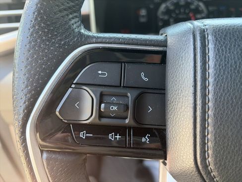 Used 2023 Toyota Tundra Platinum w/ Advanced Package AWD/4WD image 22