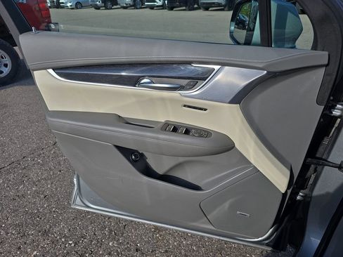 Used 2024 Cadillac XT6 Premium Luxury w/ LPO, Floor Liner Package AWD/4WD image 29