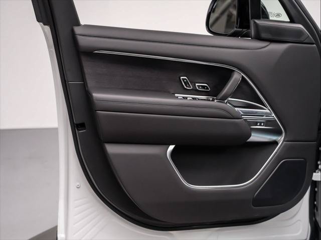 New 2026 Land Rover Range Rover SE AWD/4WD image 23