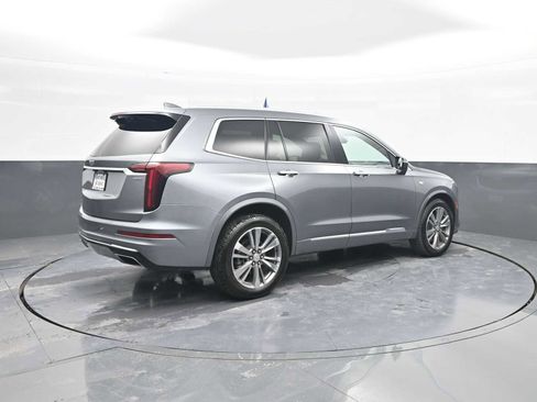 Used 2022 Cadillac XT6 Premium Luxury AWD/4WD image 8