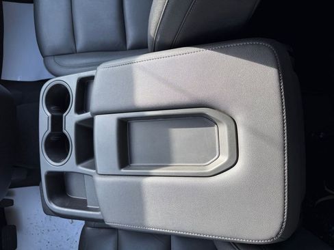 Used 2025 GMC Sierra 1500 SLT image 25