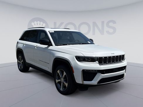 New 2026 Jeep Grand Cherokee Limited w/ Luxury Tech Group II AWD/4WD image 10