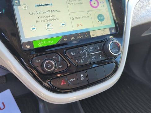 Used 2020 Chevrolet Bolt Premier w/ Infotainment Package image 17