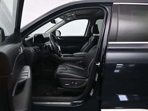 Used 2024 Hyundai Palisade Limited FWD image 21