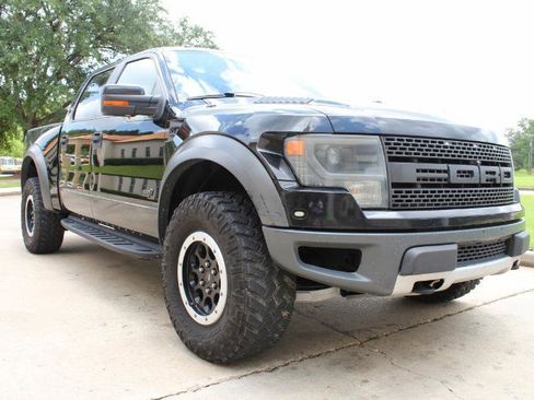 Used 2014 Ford F150 Raptor w/ Equipment Group 801A Luxury AWD/4WD image 5