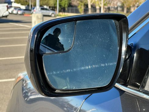 Used 2017 Hyundai Santa Fe Sport image 52