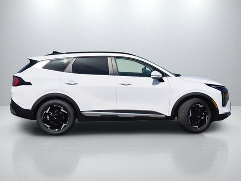 New 2026 Kia Sportage EX FWD image 3