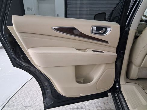 Used 2013 INFINITI JX35 FWD w/ Premium Pkg image 26