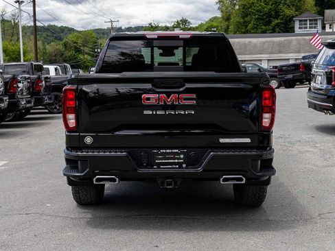 Used 2025 GMC Sierra 1500 Elevation w/ Preferred Package AWD/4WD image 5