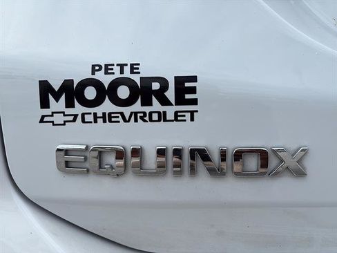 Used 2022 Chevrolet Equinox Premier AWD/4WD image 11