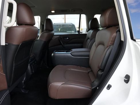 Certified 2024 INFINITI QX80 Premium Select w/ Cargo Package image 16