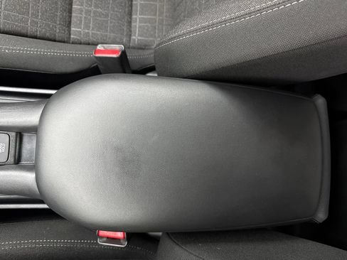 Used 2023 Honda HR-V LX image 30