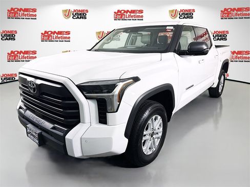 Used 2023 Toyota Tundra SR5 image 12