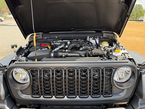New 2026 Jeep Wrangler Sport AWD/4WD image 31