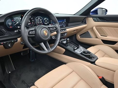 Used 2022 Porsche 911 Targa 4 GTS AWD/4WD image 4