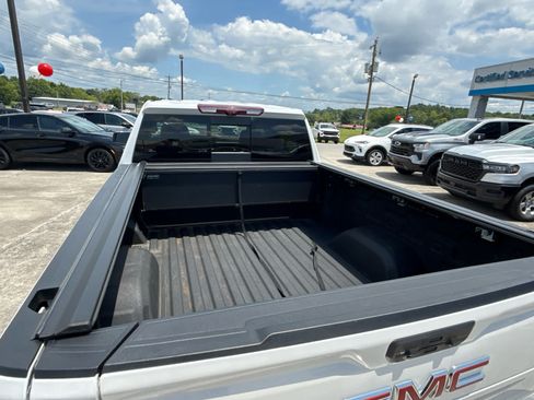 Used 2024 GMC Sierra 1500 Denali w/ Denali Reserve Package AWD/4WD image 5