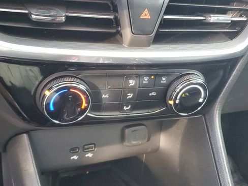 Used 2024 Buick Encore GX Sport Touring w/ Advanced Technology Package image 22