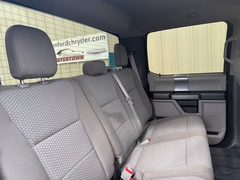 Used 2019 Ford F350 XLT w/ XLT Premium Package image 11