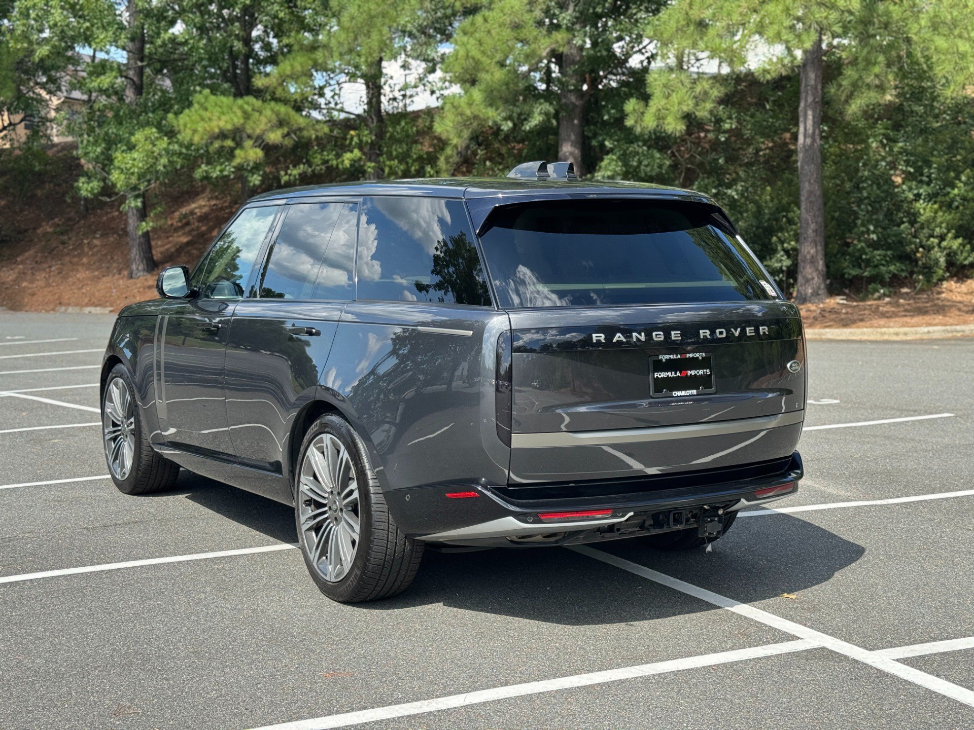 Used 2023 Land Rover Range Rover SE AWD/4WD image 8