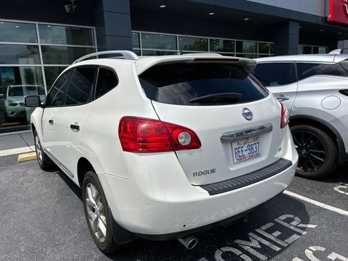 Used 2011 Nissan Rogue SV w/ SL Pkg FWD image 10
