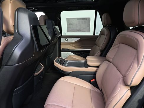 New 2026 Lincoln Navigator Black Label image 21