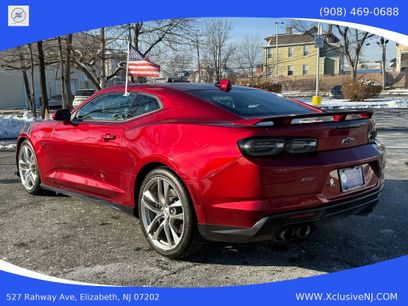 Used 2022 Chevrolet Camaro SS w/ Design Package 2