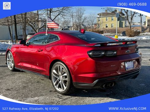 Used 2022 Chevrolet Camaro SS w/ Design Package 2 image 2