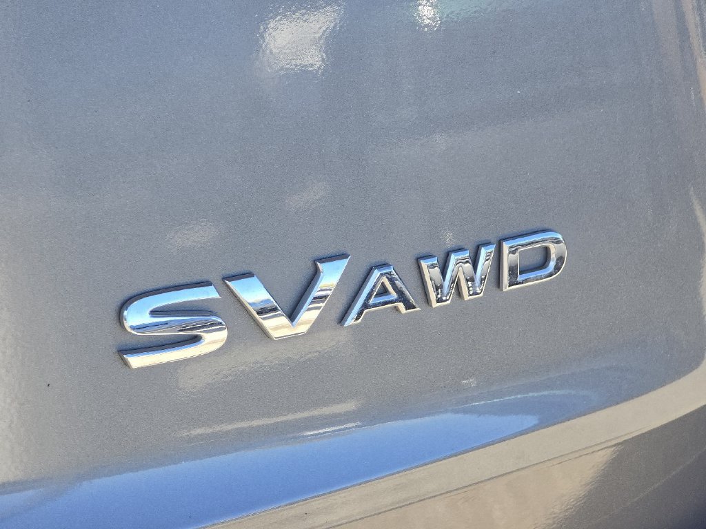 Used 2023 Nissan Rogue SV AWD/4WD image 4
