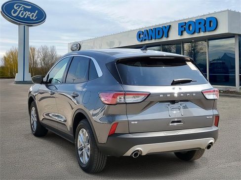 Used 2022 Ford Escape SE w/ Convenience Package image 3