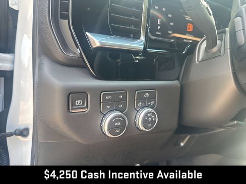 New 2026 GMC Sierra 1500 Elevation w/ X31 Off-Road Package AWD/4WD image 37