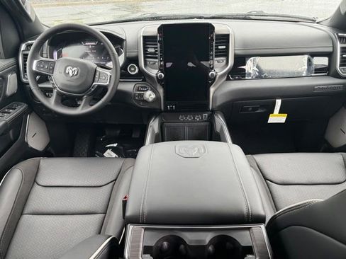 New 2026 RAM 1500 Laramie AWD/4WD image 33