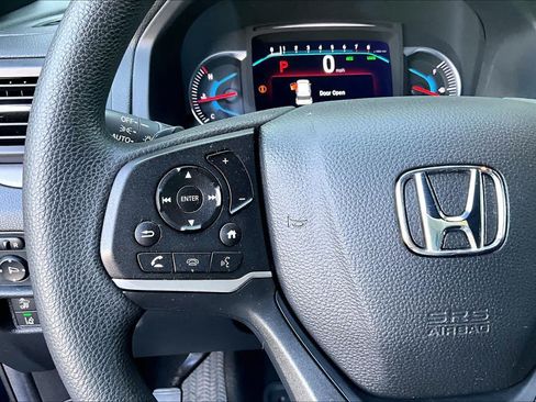 Used 2022 Honda Pilot Sport image 23