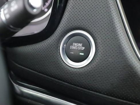 Used 2025 Cadillac XT5 Premium Luxury image 23