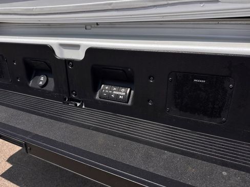 Used 2023 GMC Sierra 1500 Denali Ultimate AWD/4WD image 6